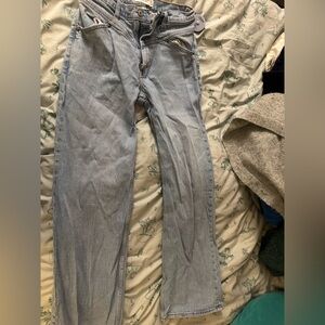Abercrombie & Fitch High Rise 90s Relaxed Jean
